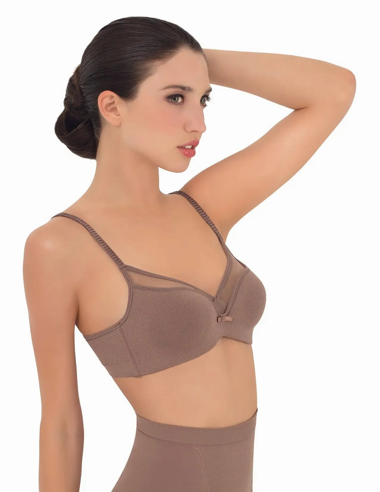 1S8028 Wireless Full Coverage Support Bra – Comfortable Everyday Lingerie with Sheer Mesh Design