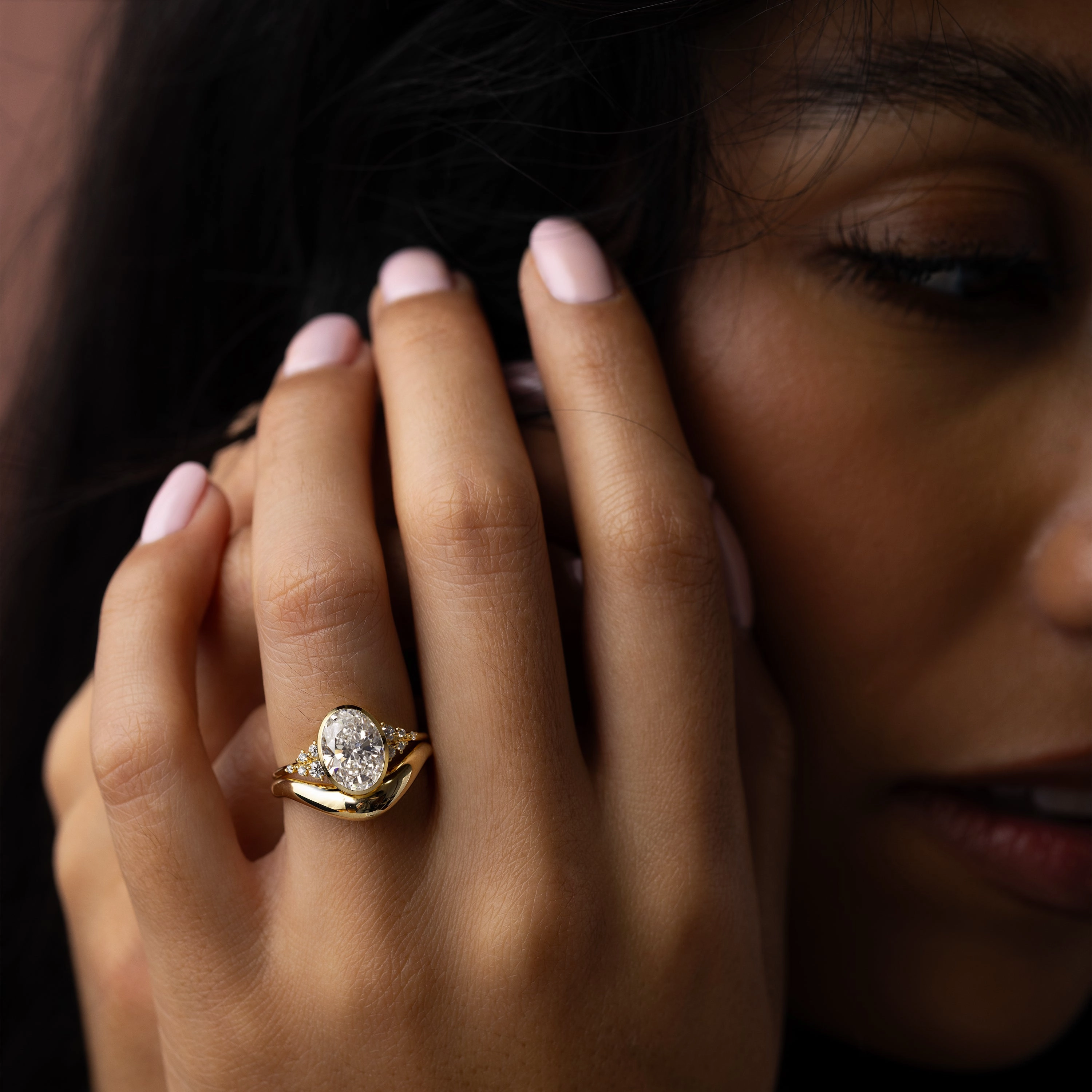 Bezel Snowdrift Ring, Oval Cut