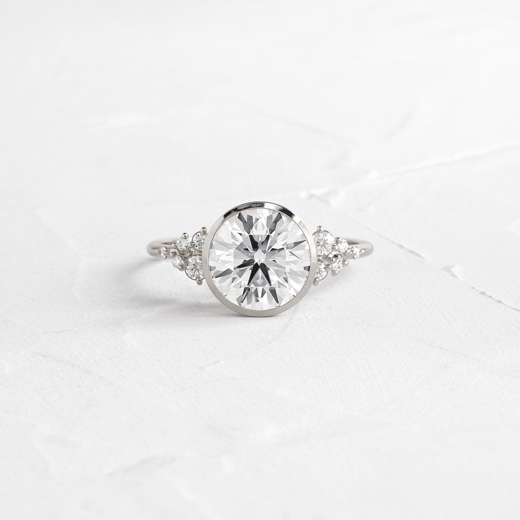 Bezel Snowdrift Ring, Round Cut