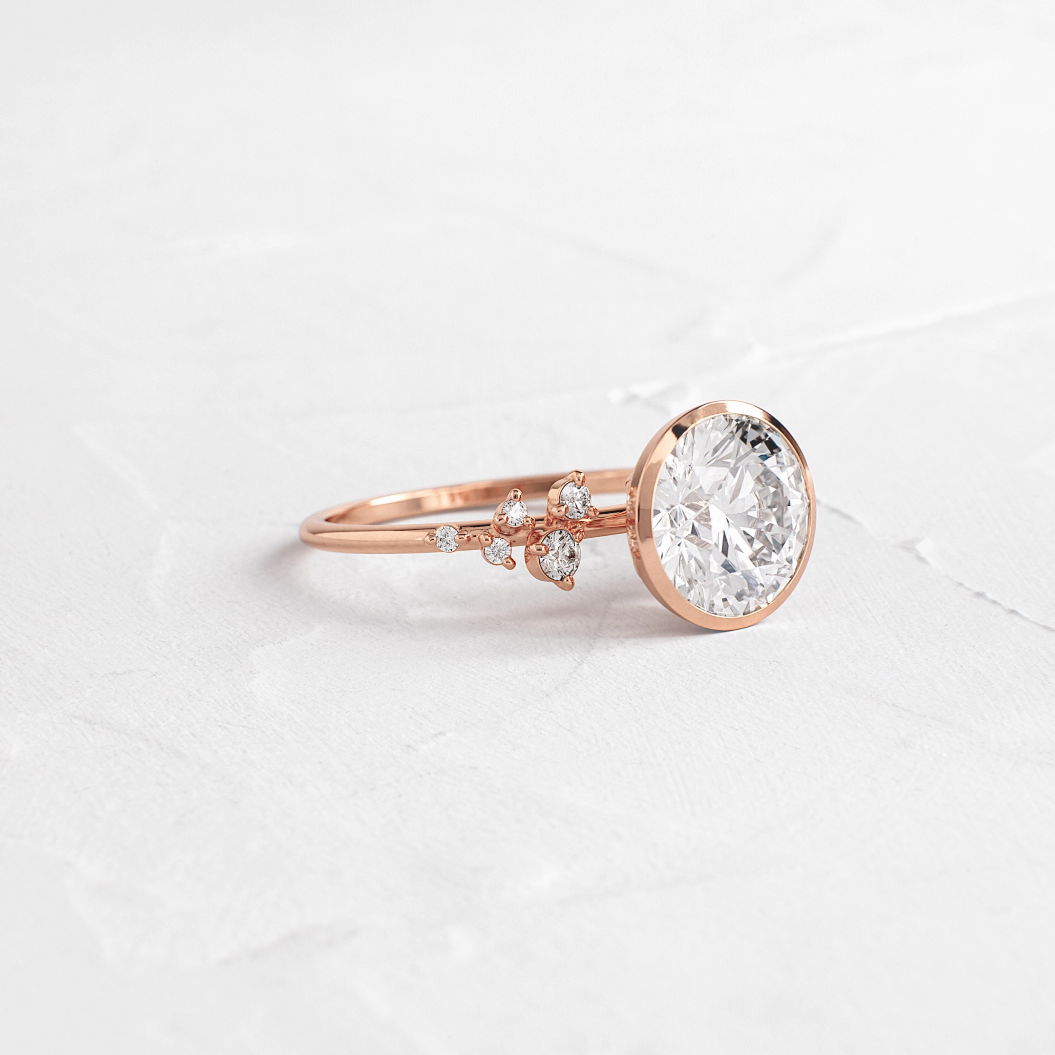Bezel Snowdrift Ring, Round Cut