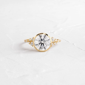 Bezel Snowdrift Ring, Round Cut