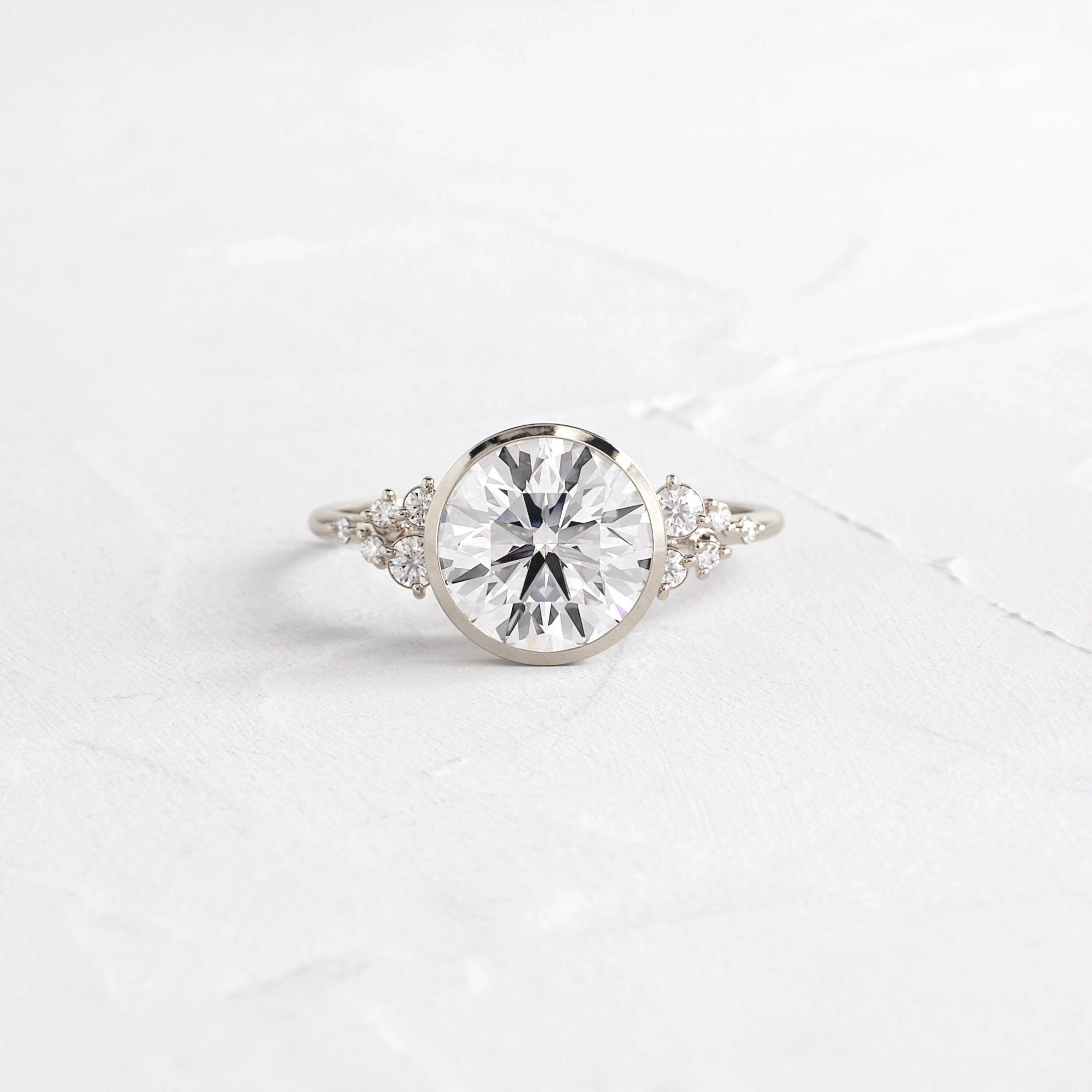 Bezel Snowdrift Ring, Round Cut