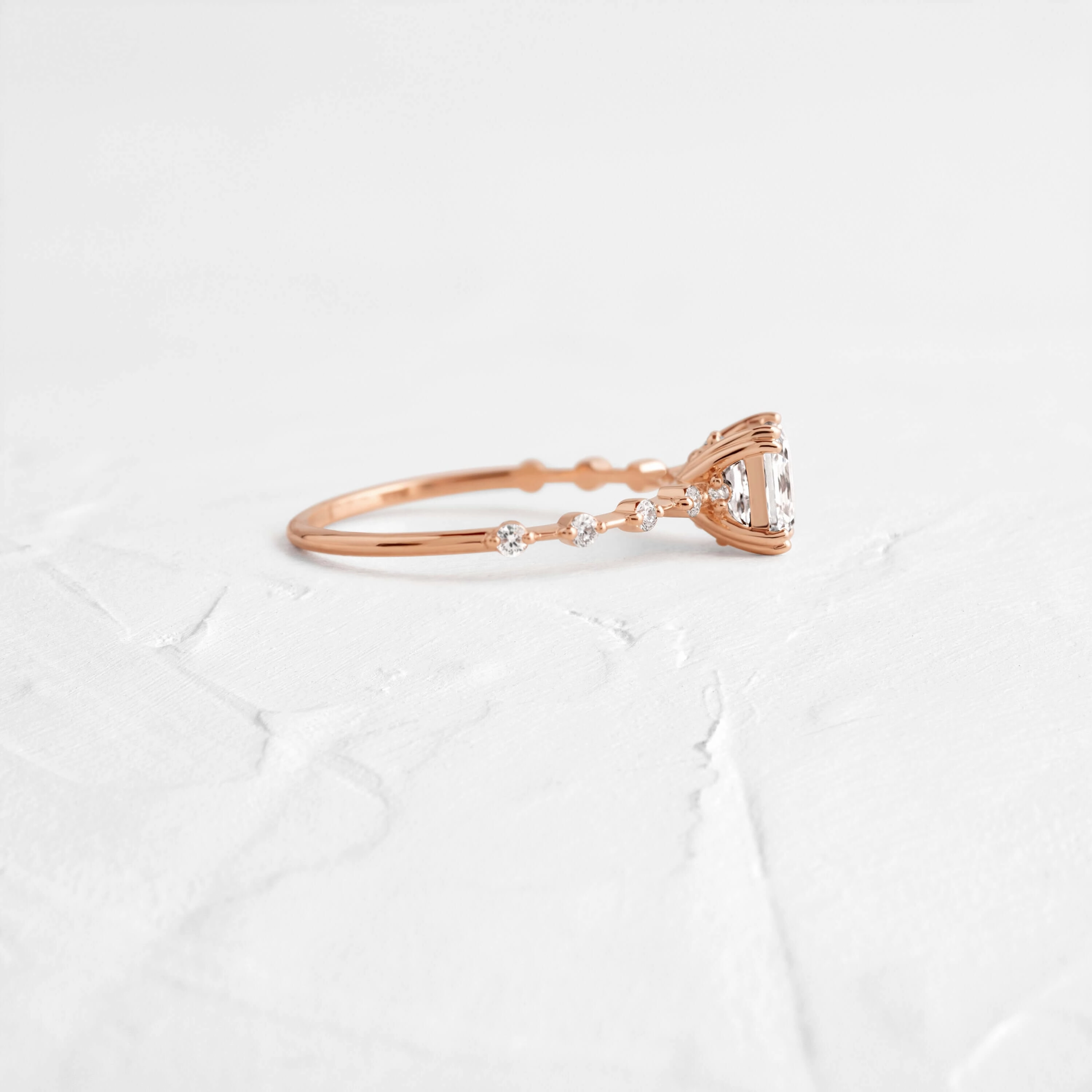 Distance Ring, Asscher Cut