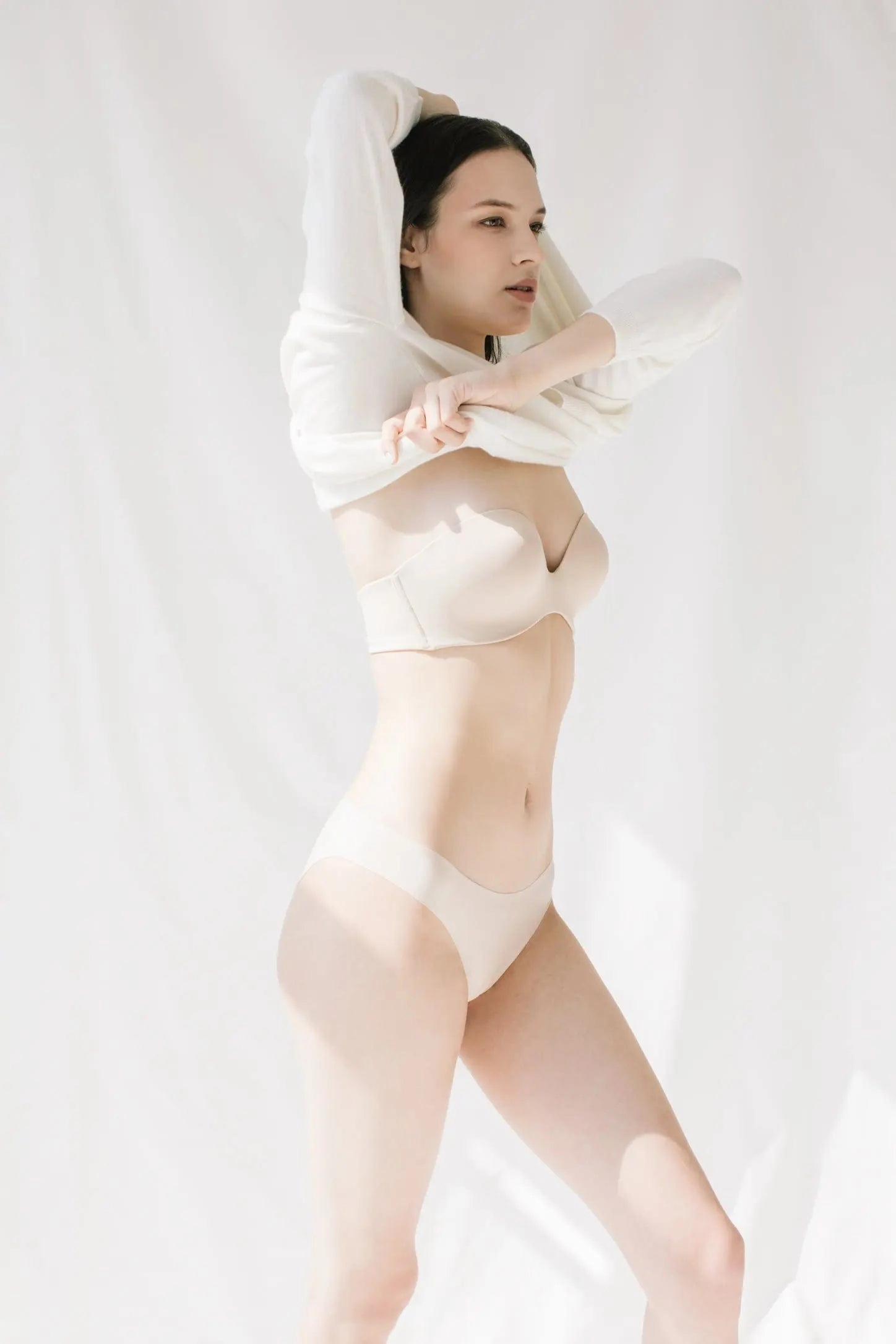Essential Strapless Bra and Uniq Brief Set