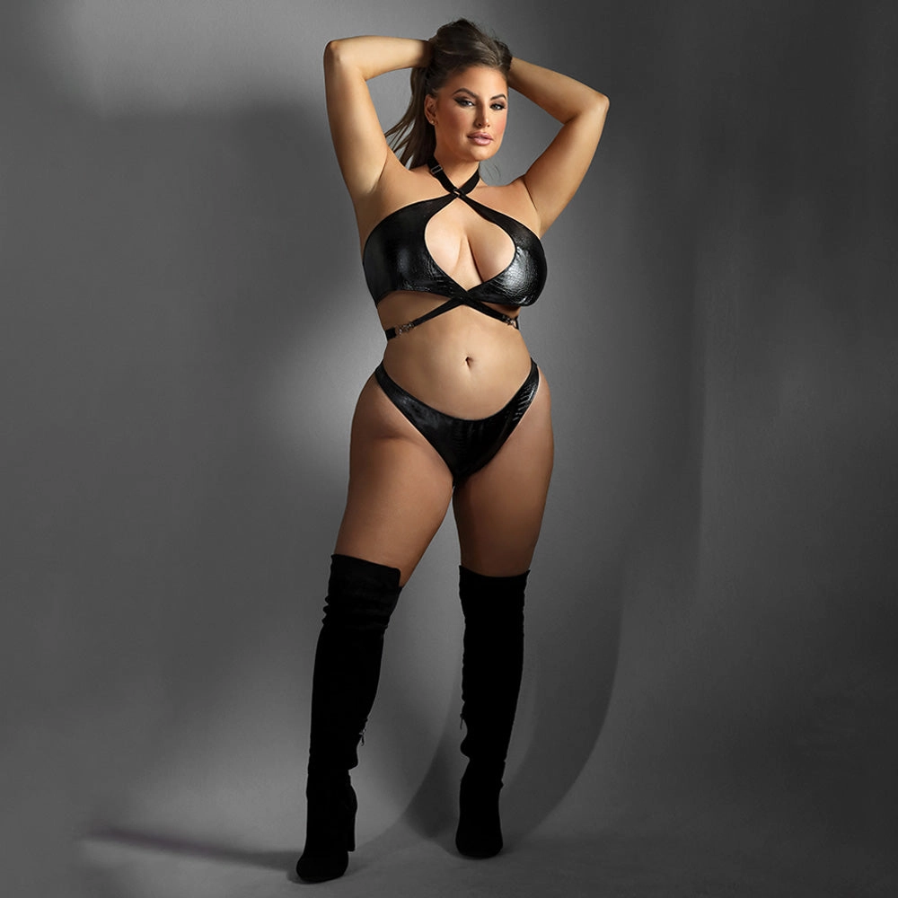 Fantasy Lingerie Wet Look Croc Bralette & Crotchless Panty - Curvy
