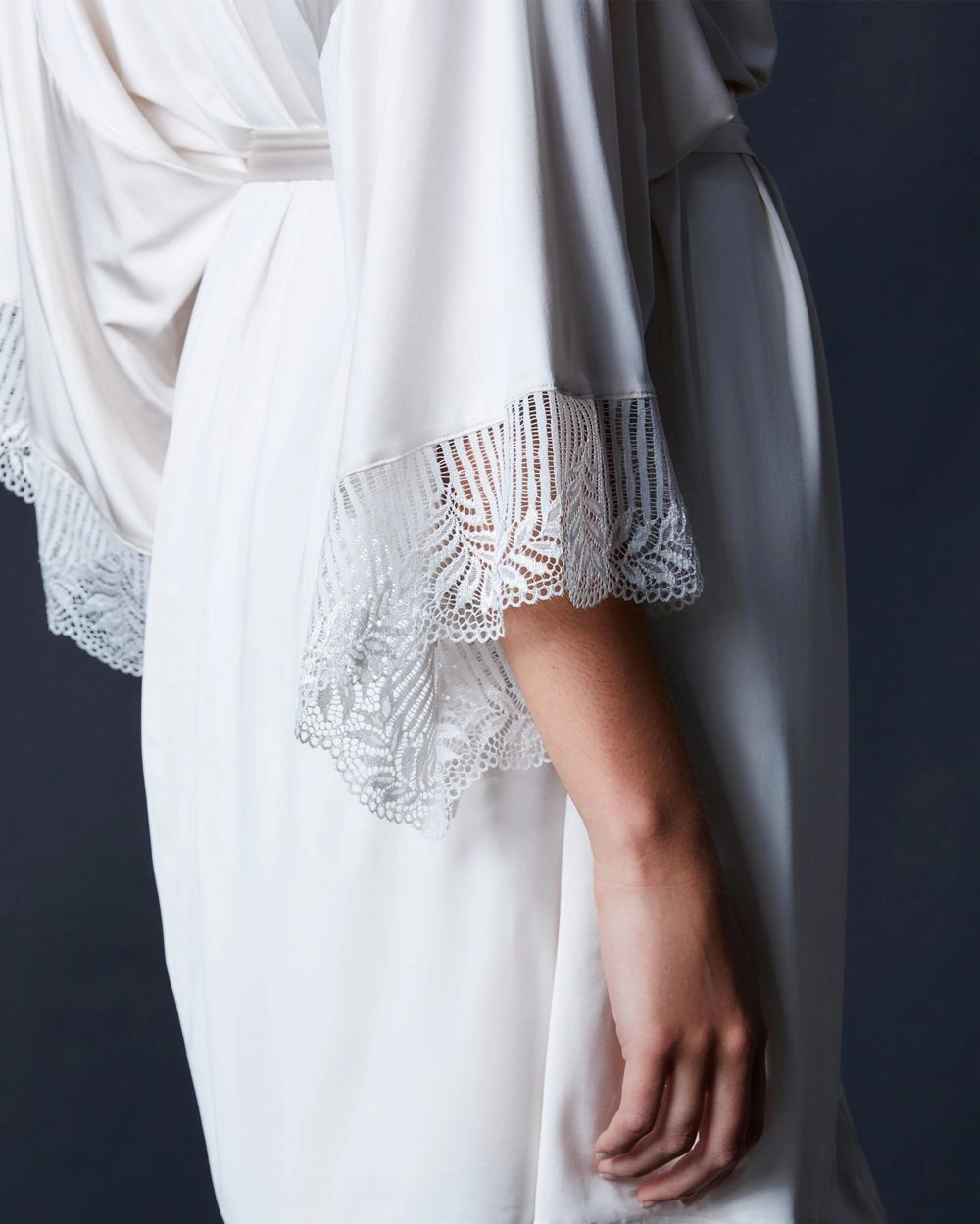 Irini Kimono Robe