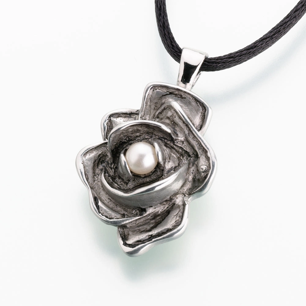 Pewter Rose w/Pearl Pendant